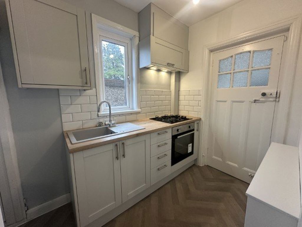 Property photo 1 of 27