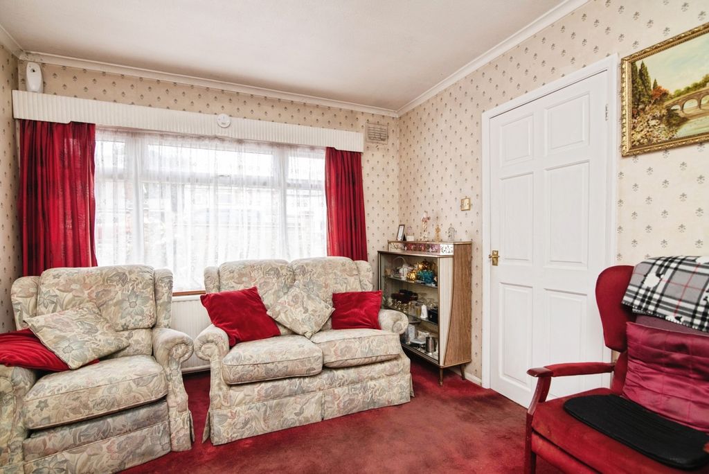 Property photo 3 of 17 Pbox-Img.Jpg