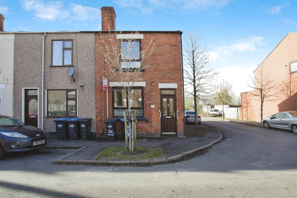 Property photo 1 of 17