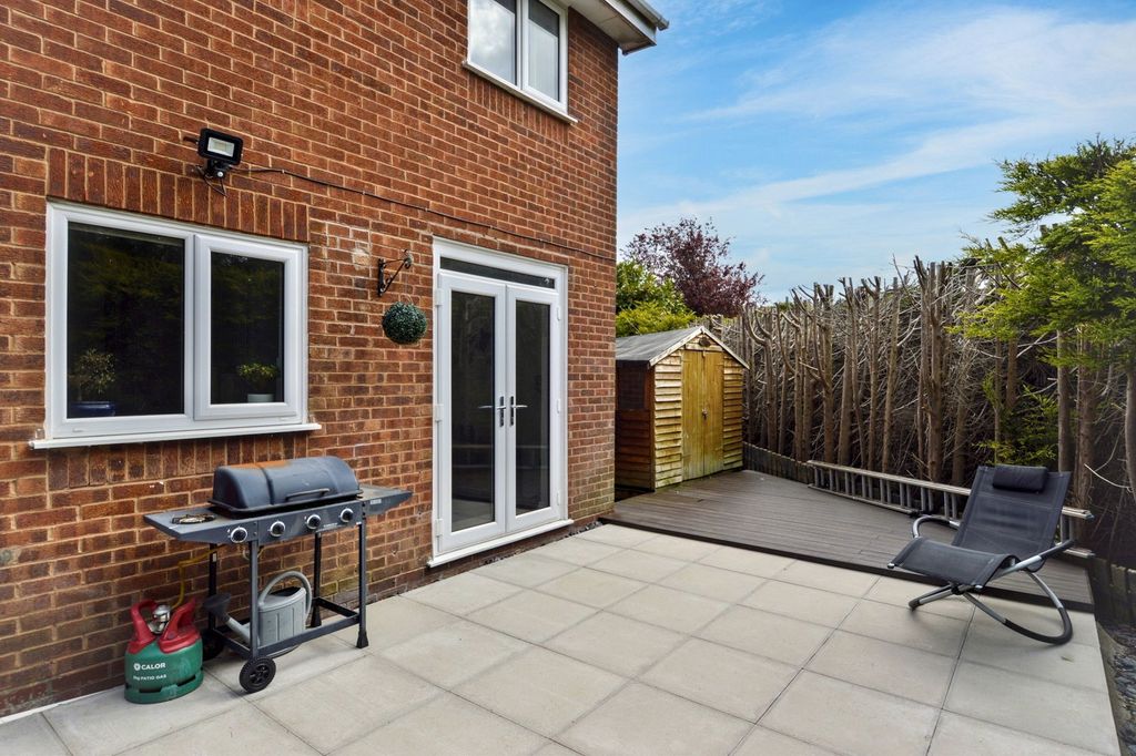 Property photo 3 of 47