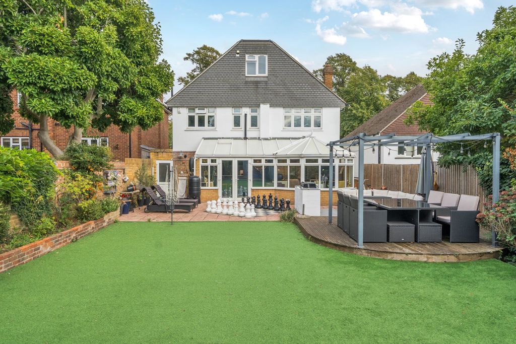 Property photo 2 of 32 1520686-8-1A0911A...
