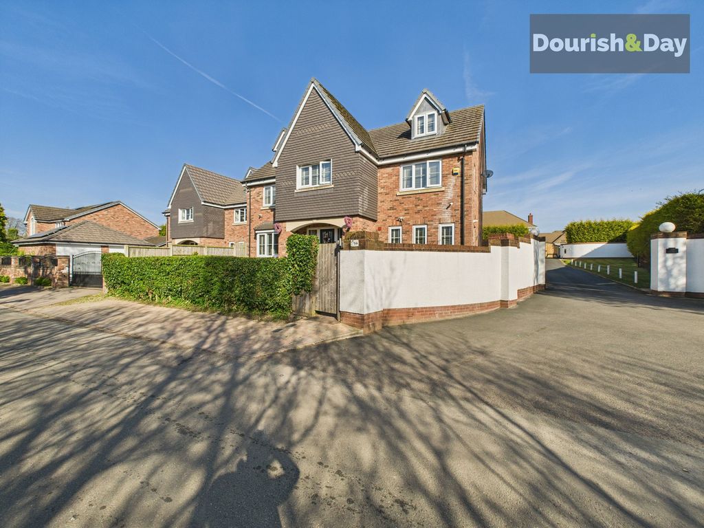 Property photo 1 of 31