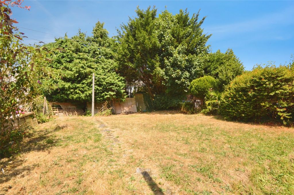 Property photo 3 of 12 Picture No. 10