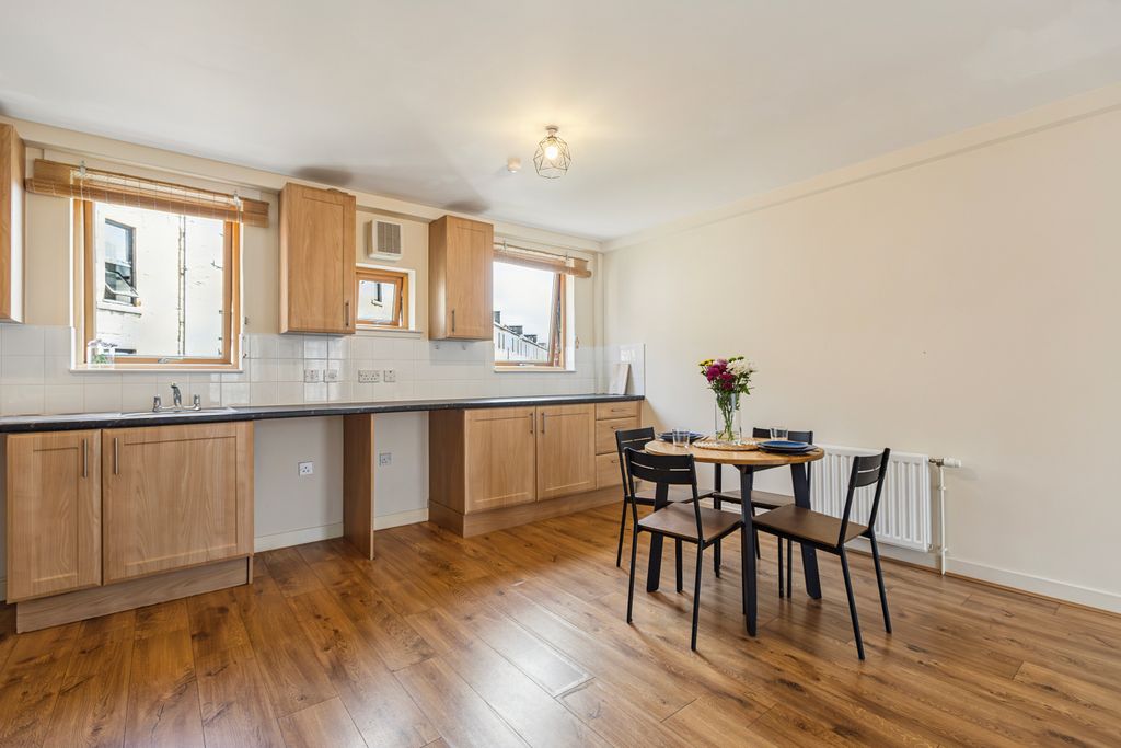 Property photo 3 of 26 2