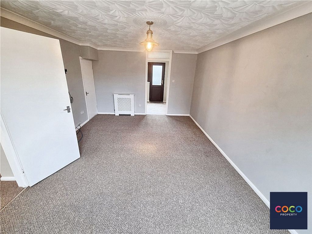 Property photo 3 of 8 Sitting Room