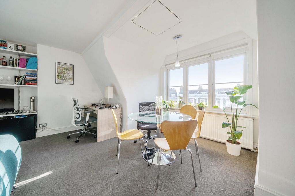 Property photo 2 of 12 1394127-9-69454c6...