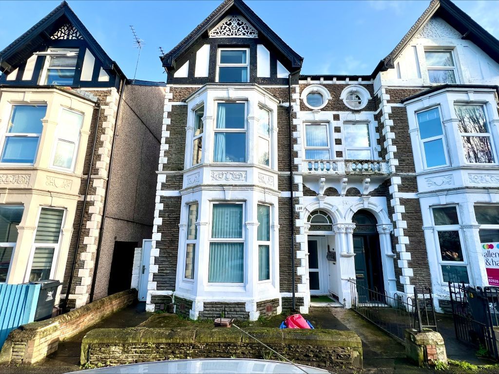 Property photo 1 of 18