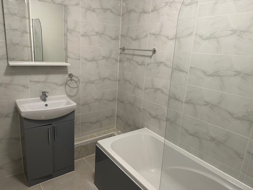 Property photo 3 of 8 Image