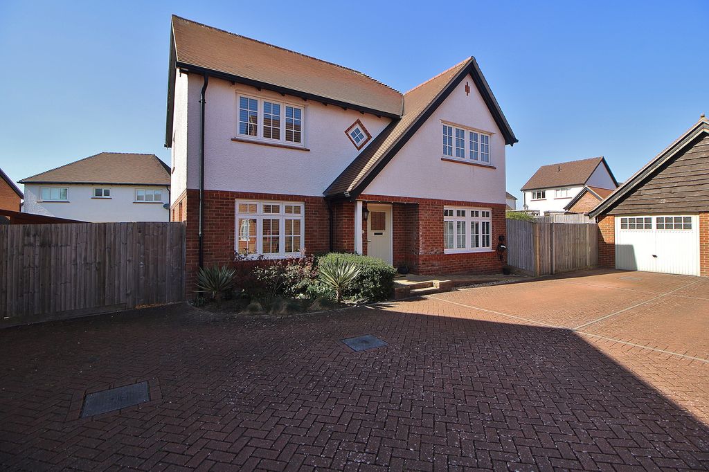Property photo 1 of 23