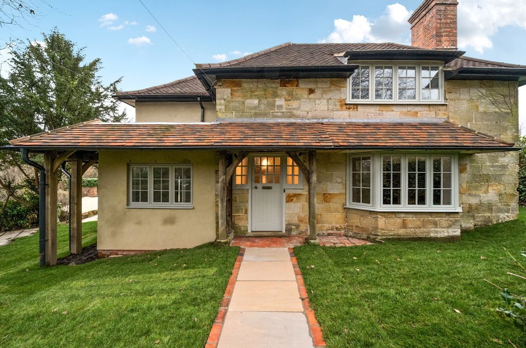 Property photo 1 of 19 1400365-57-697798...