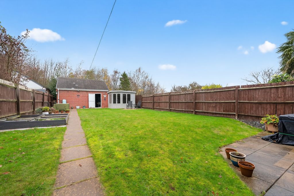 Property photo 2 of 20