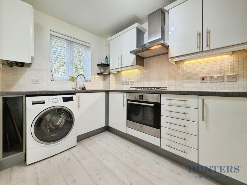 Property photo 3 of 9 Pbox-Img.Jpg