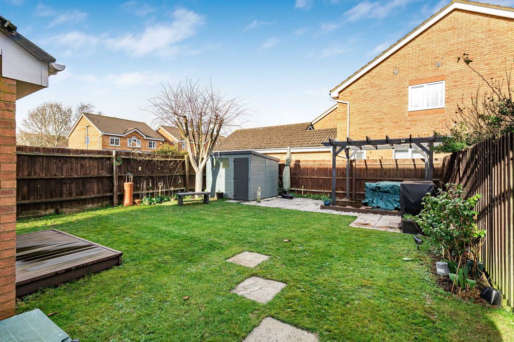 Property photo 2 of 24