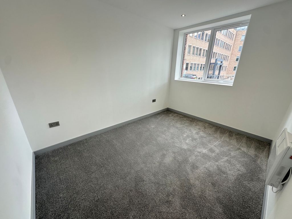 Property photo 3 of 4