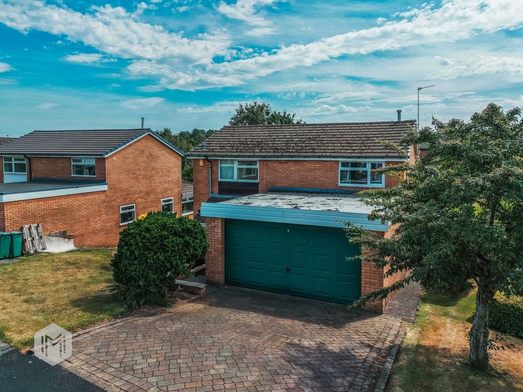 Property photo 1 of 34