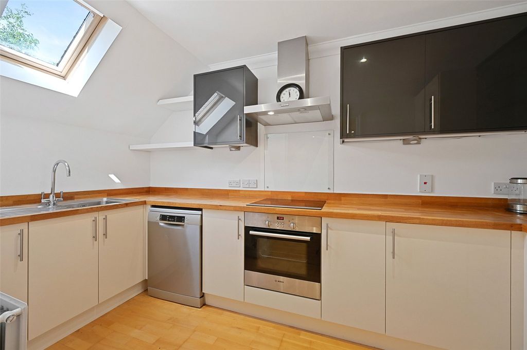Property photo 1 of 11 Picture No. 04