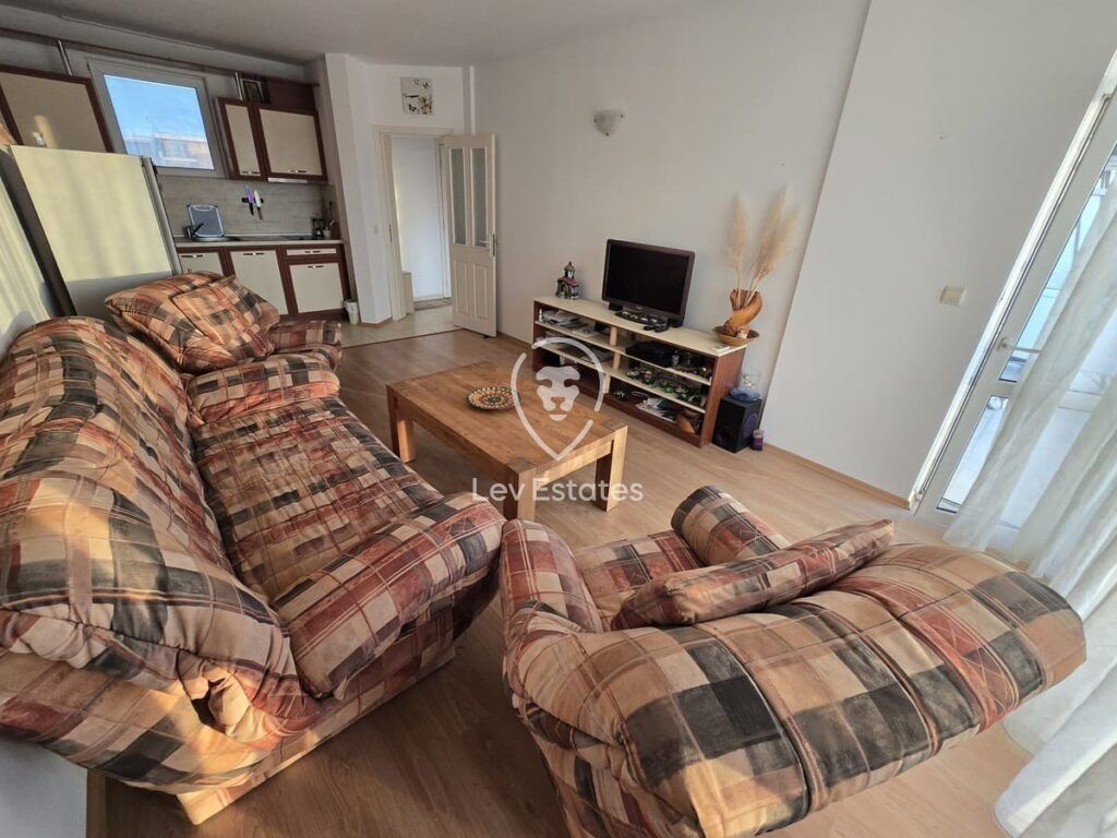 Property photo 1 of 10