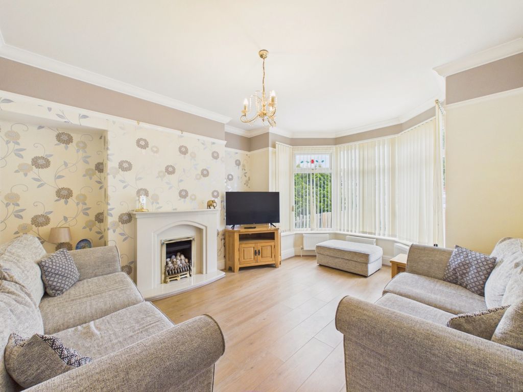 Property photo 2 of 17 5316763