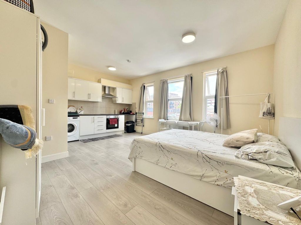 Property photo 1 of 4