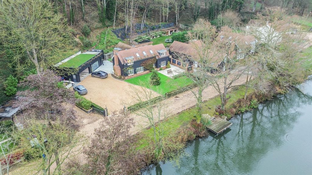 Property photo 1 of 47 Dji_0128.Jpg