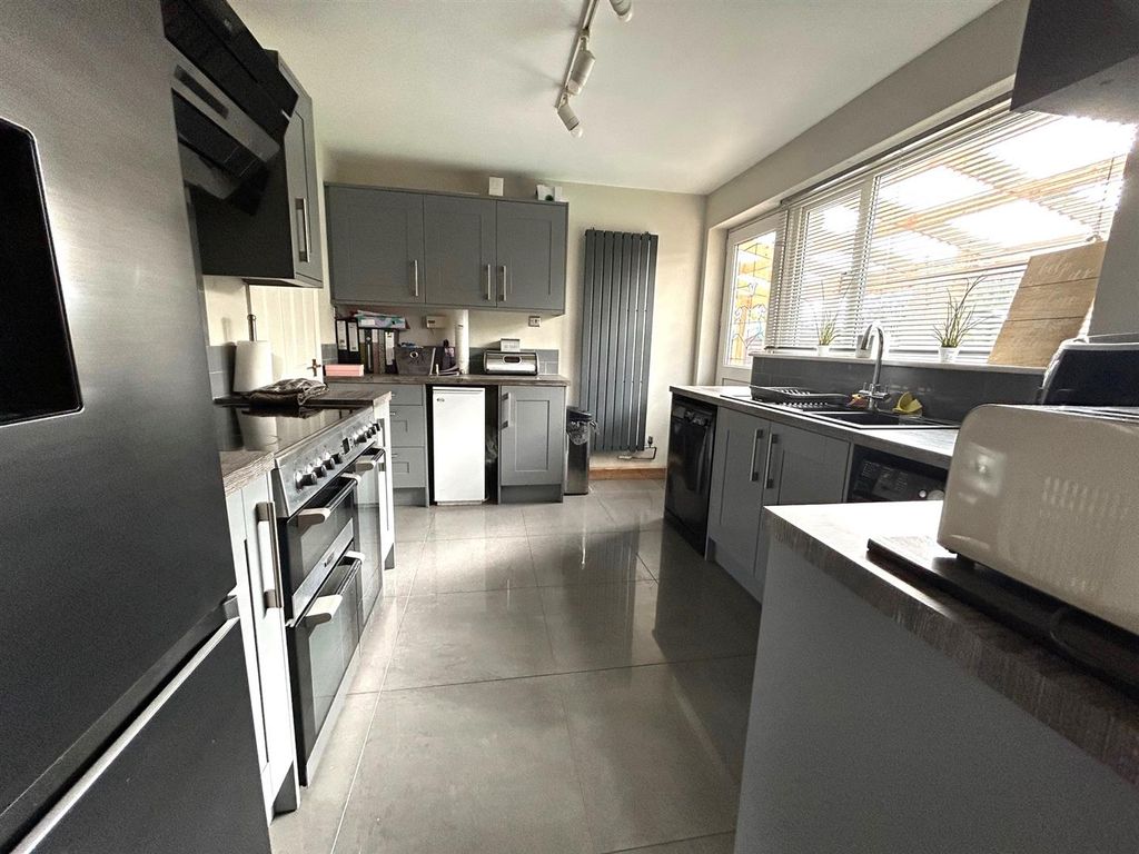 Property photo 2 of 12 3.Jpg