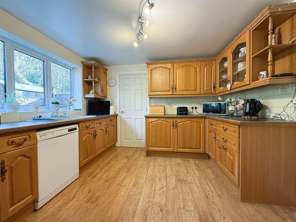 Property photo 3 of 46 20260319_154212343_Ios.Jpg