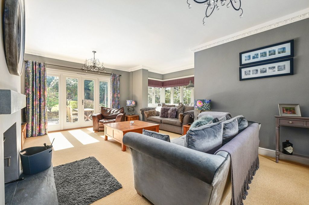 Property photo 3 of 27 Picture 3