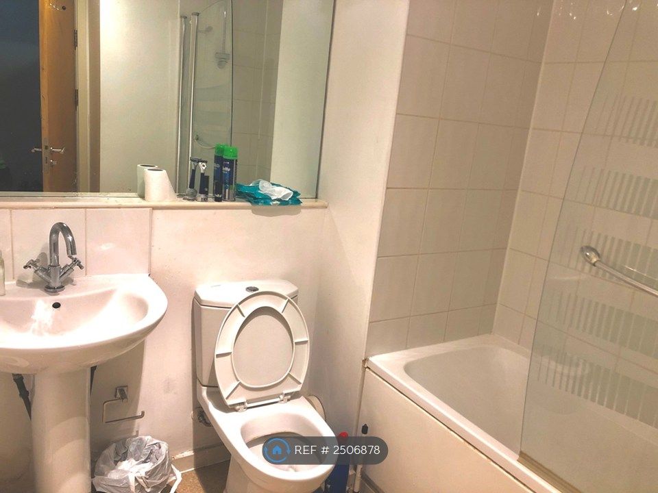 Property photo 2 of 8