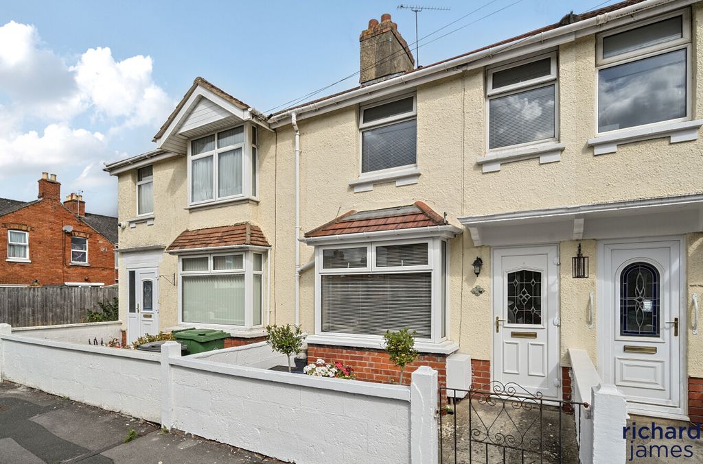 Property photo 1 of 10 2777c67c50A748Ebb3Ced54E362c8574