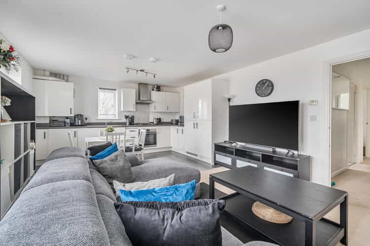 Property photo 2 of 19