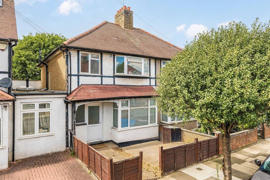 Property photo 1 of 9