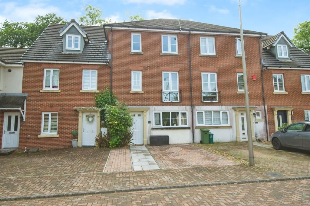 Property photo 1 of 17