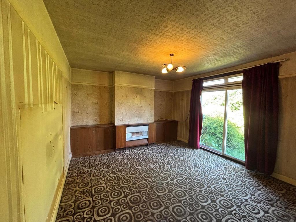 Property photo 2 of 8 Living Room