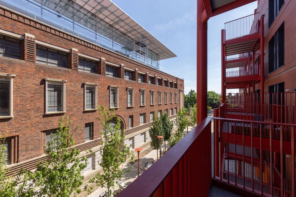 Property photo 2 of 14