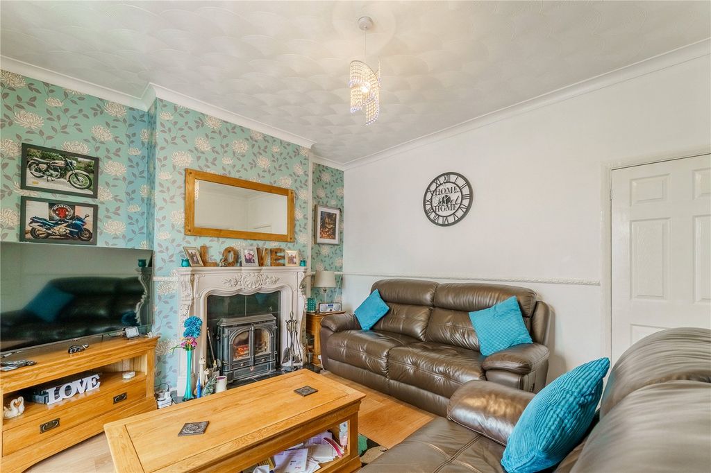 Property photo 3 of 26 Picture No. 12