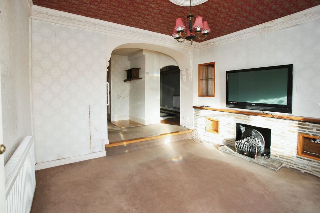 Property photo 3 of 16