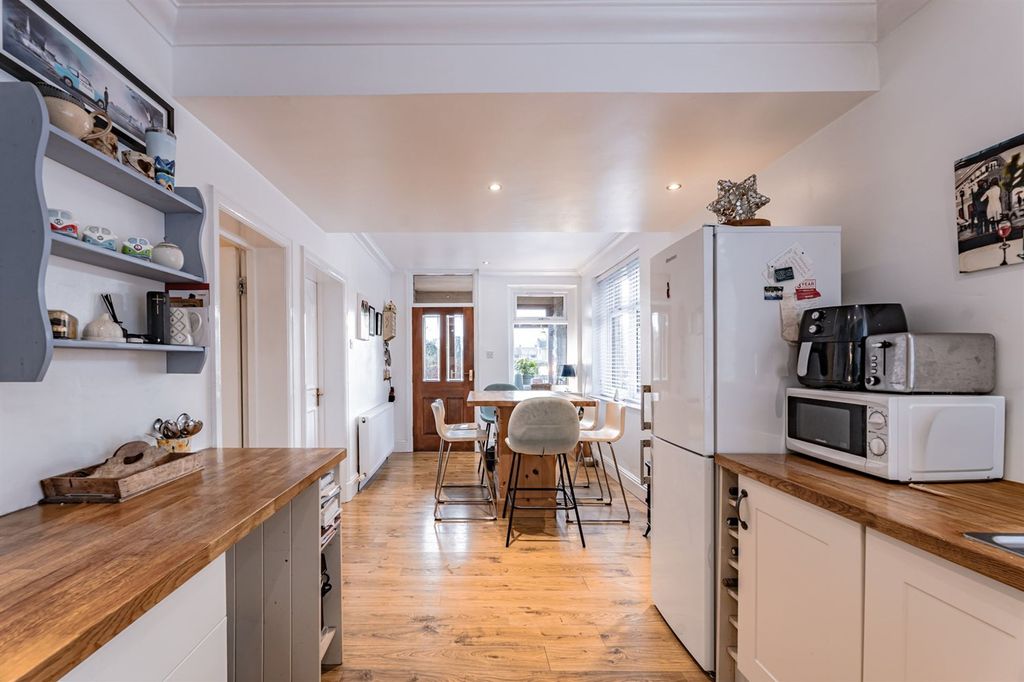 Additional image 8 of 4 bed detached house for saleBute Street, Glossop SK13