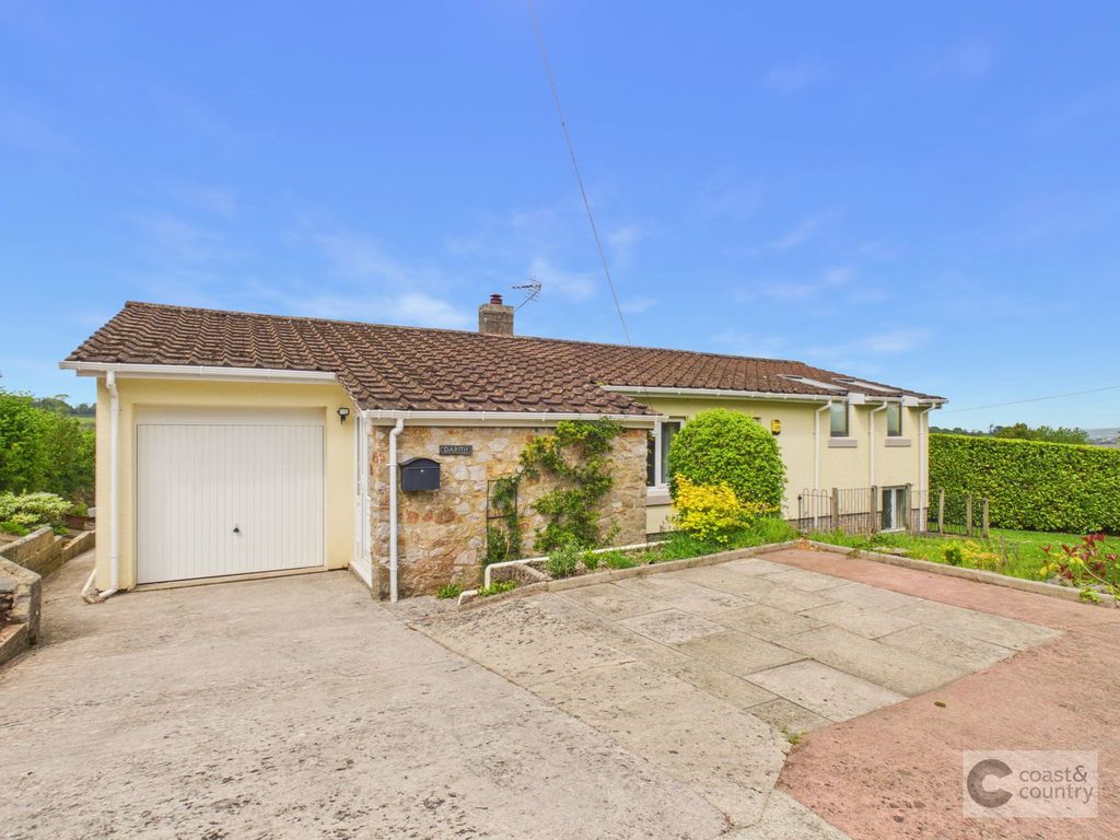 Property photo 1 of 32