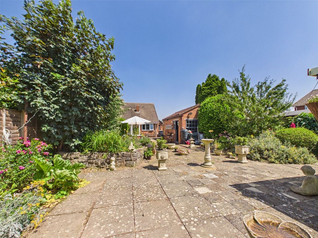Property photo 3 of 14 Picture No. 13