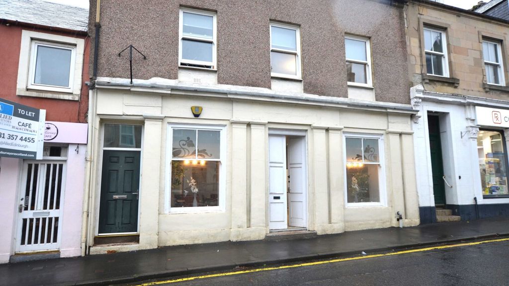 Property photo 1 of 6 Allied-Surveyors-Scotland-43A-High-Street-Coldstre