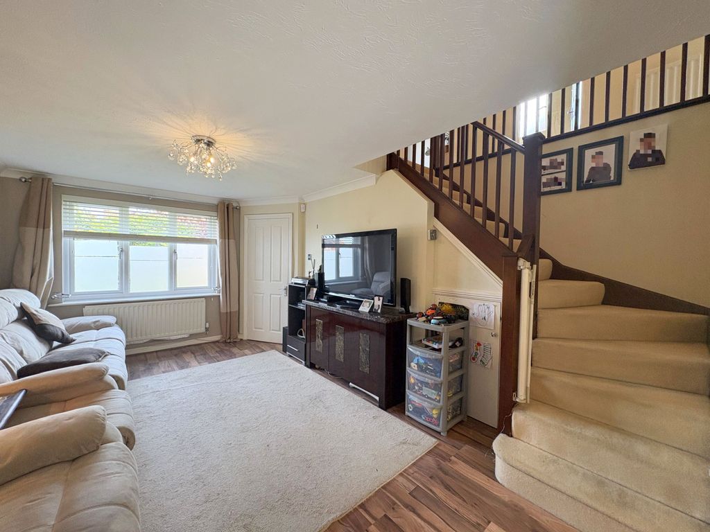 Property photo 3 of 19 Gallery