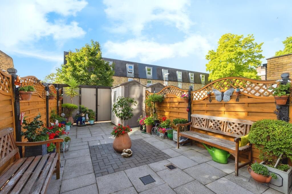 Property photo 2 of 15