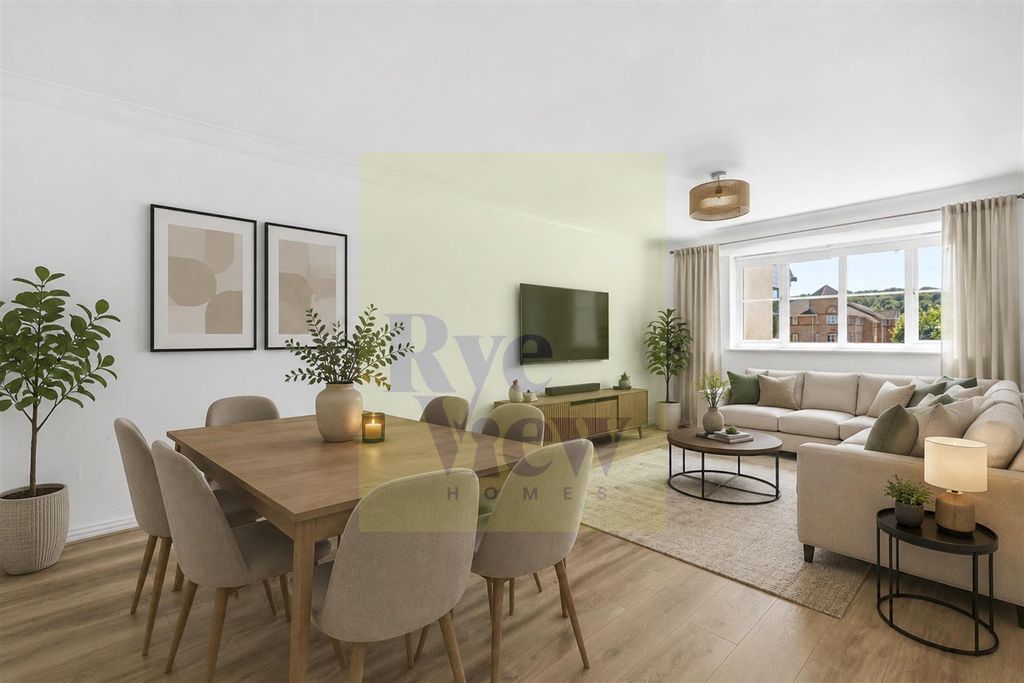 Property photo 3 of 7 Peatey Court, Princes Gate, Hp13 7Ay (L)-1 (2).Jpg