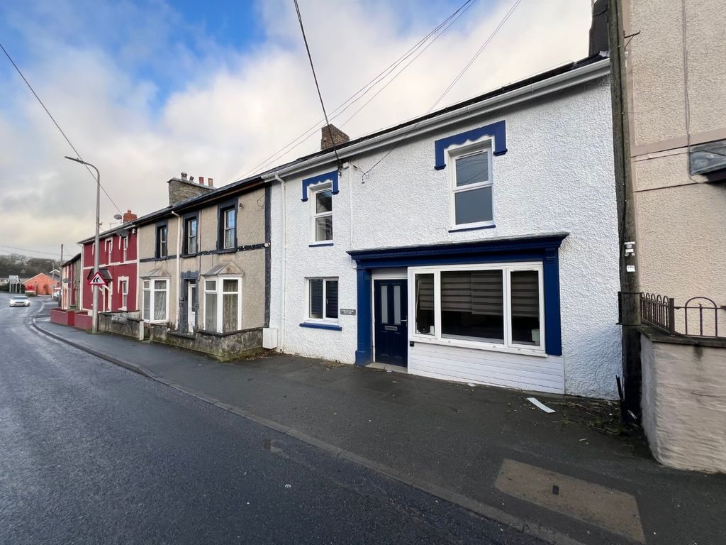 Property photo 1 of 33