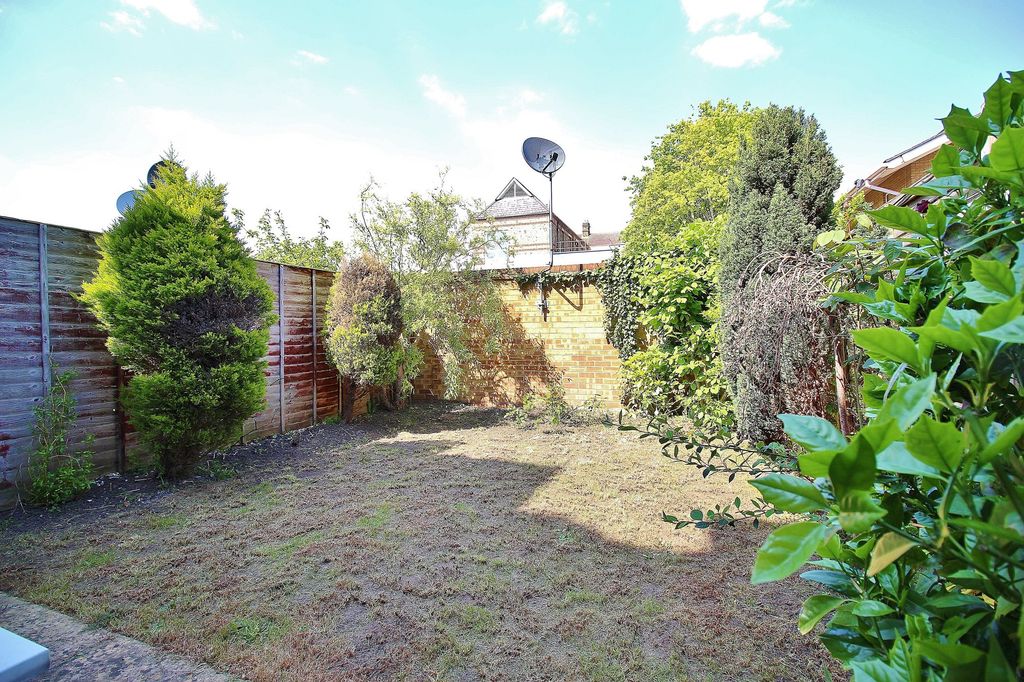 Property photo 3 of 13