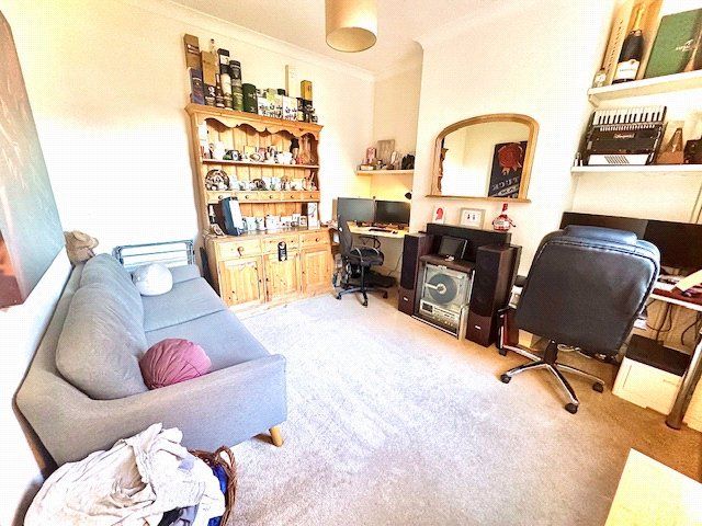 Property photo 3 of 10 Picture No. 14