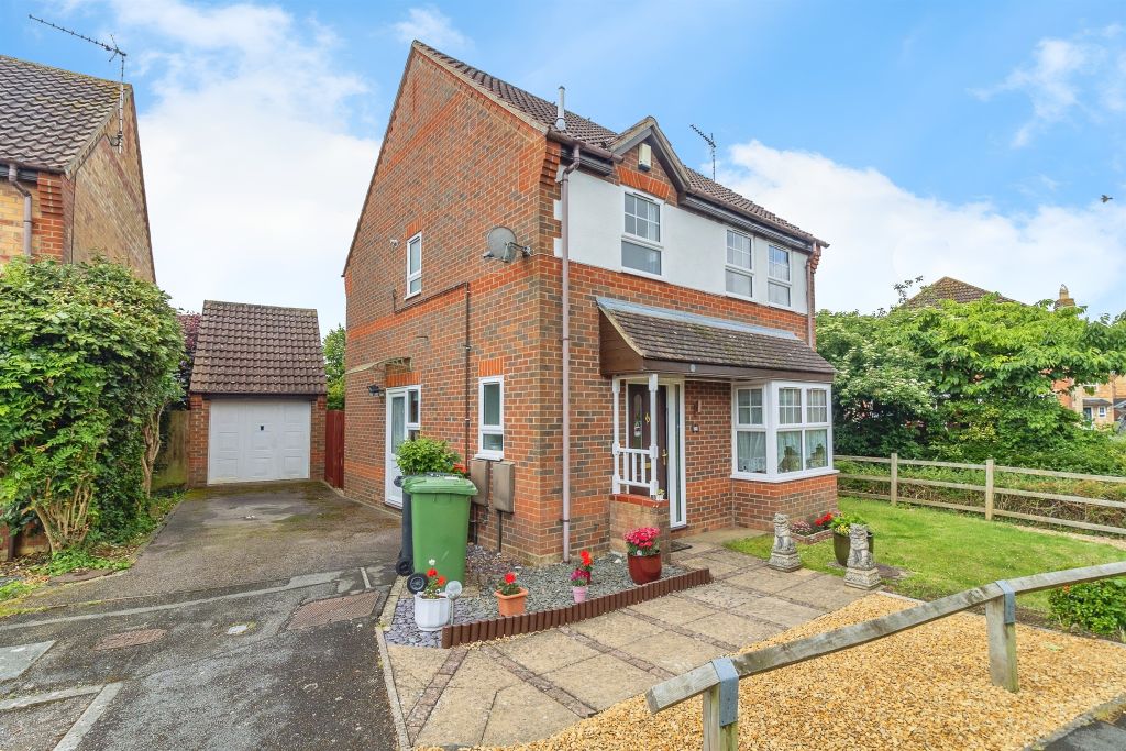 Property photo 1 of 17