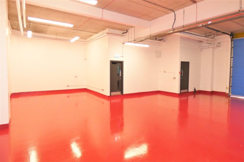 Property photo 3 of 10 The Courtyard Buildings  Unit 8 3.Jpg