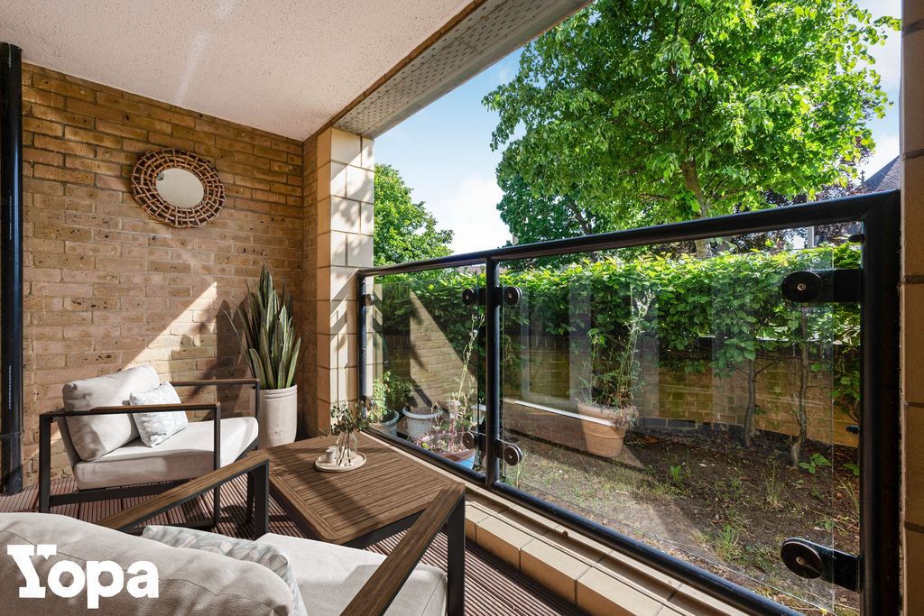 Property photo 3 of 11 Photo #3