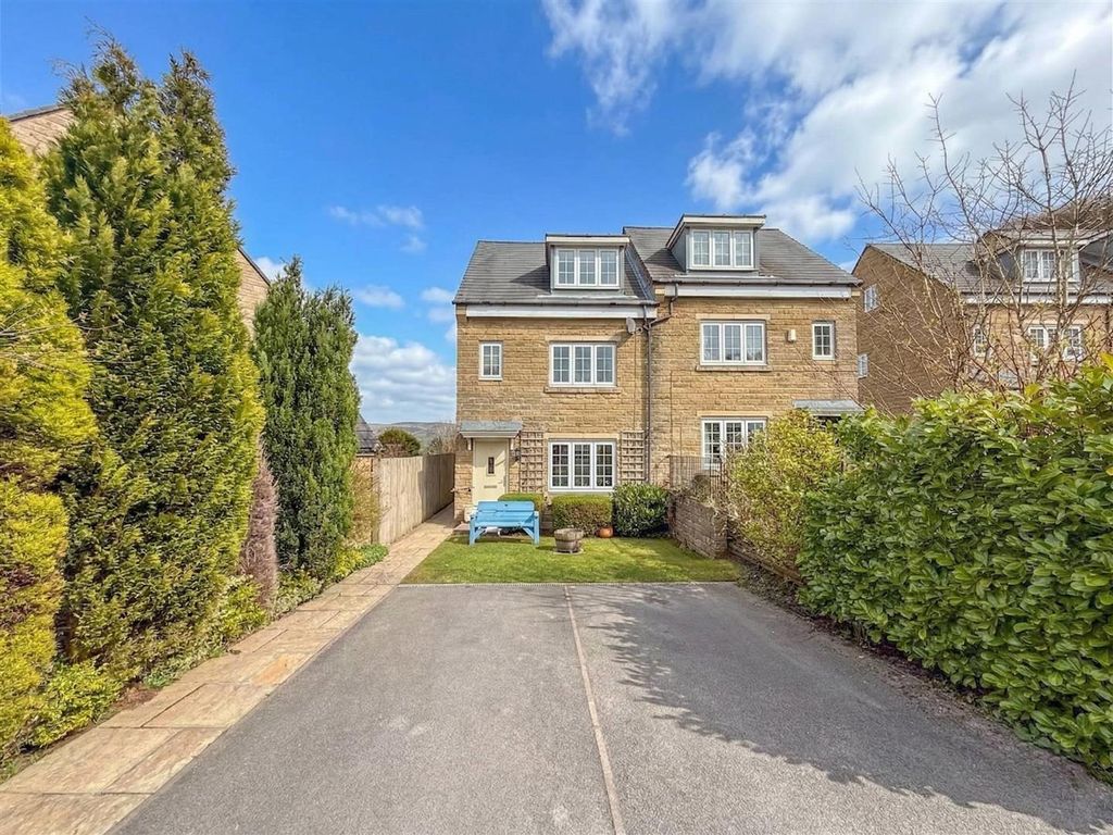 Property photo 1 of 19 Front II (2).Jpg